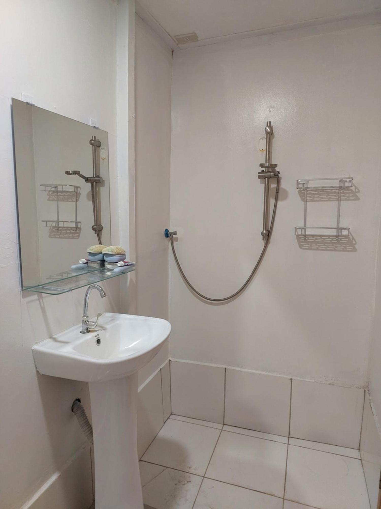 Sun Valley Backpackers Inn 엘니도 외부 사진